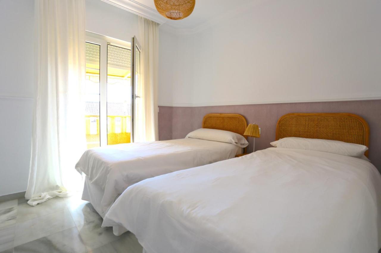 Вилла Parque Clavero Beach & City Premium House Малага Экстерьер фото